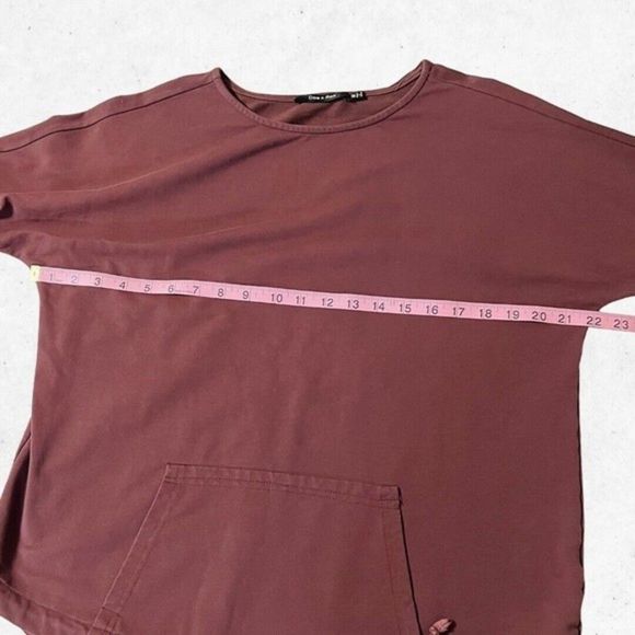 Doe & Rae Women‎ Size M Sweatshirt Red Brown Pullover 3/4 Sleeves Front Pocket - Picture 7 of 9